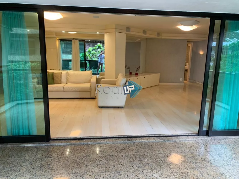 Apartamento, 3 quartos, 209 m² - Foto 12