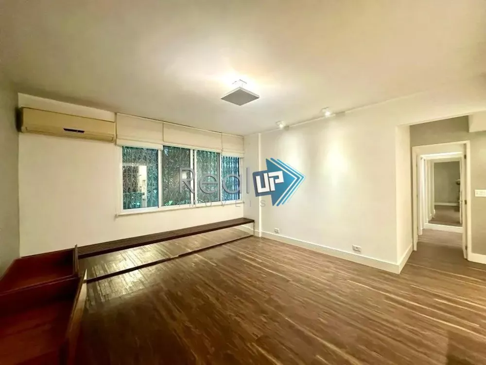 Apartamento à venda com 3 quartos, 90m² - Foto 1