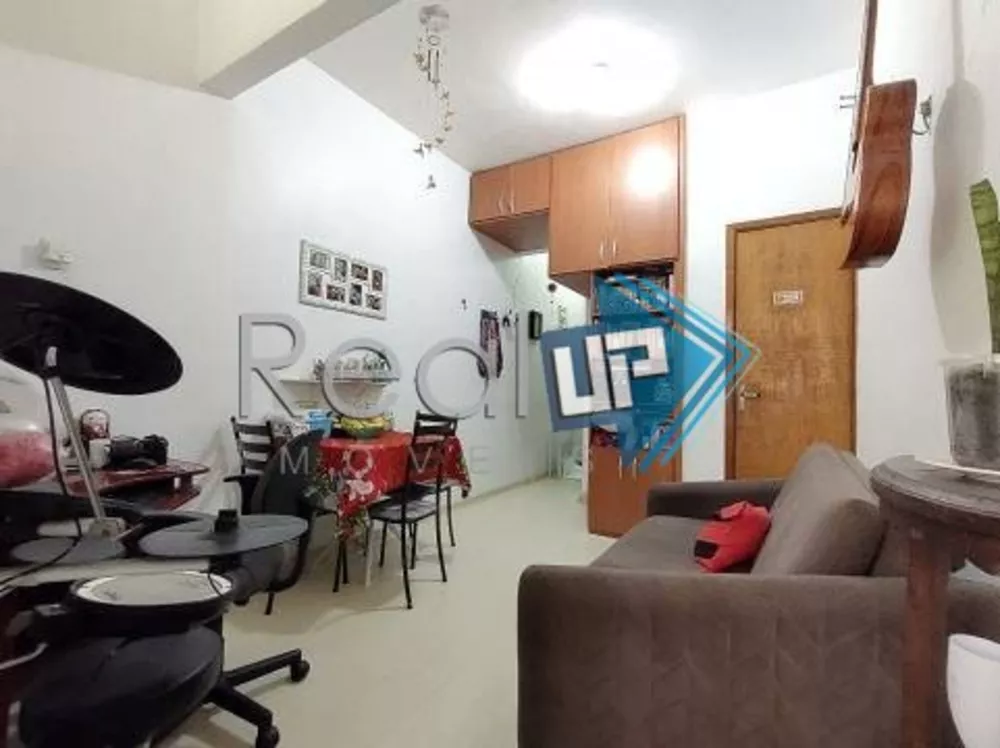 Casa à venda com 1 quarto, 30m² - Foto 1