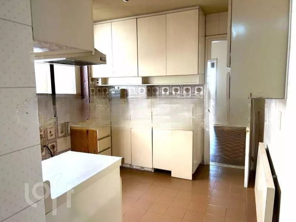 Apartamento à venda com 2 quartos, 131m² - Foto 15