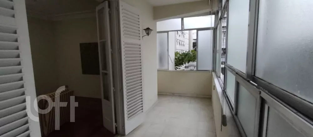 Apartamento à venda com 2 quartos, 131m² - Foto 4