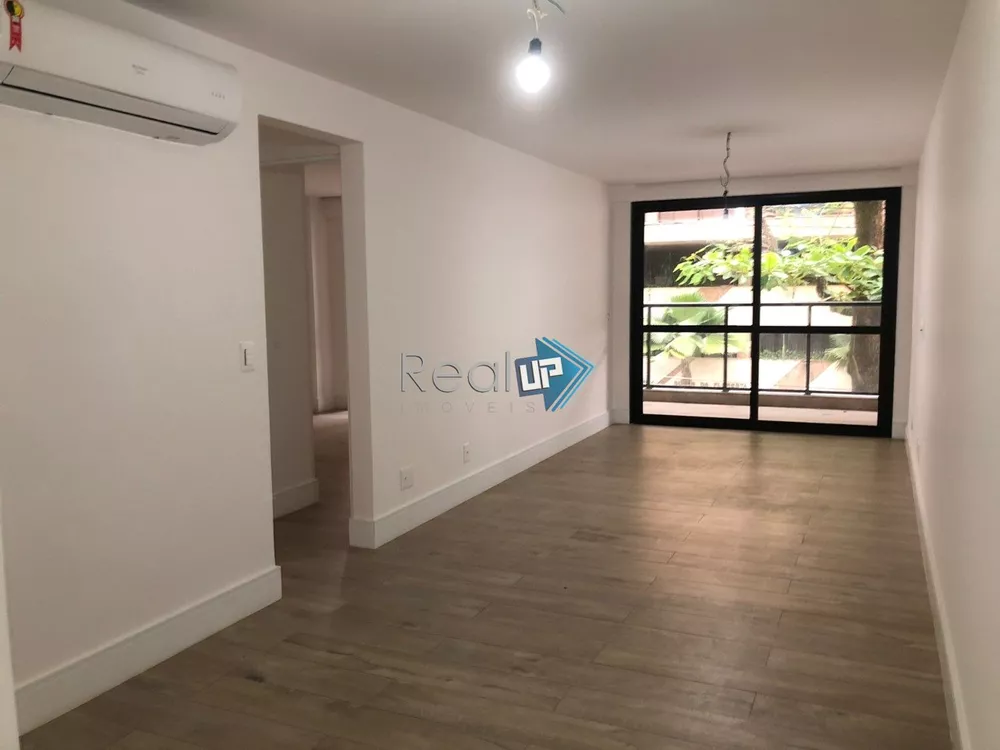 Apartamento à venda com 3 quartos, 96m² - Foto 3