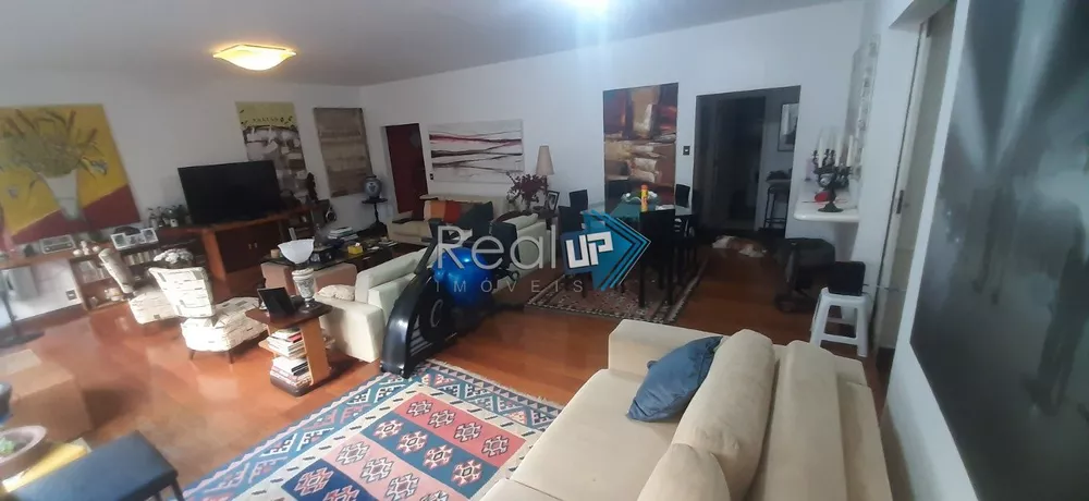 Apartamento à venda com 4 quartos, 220m² - Foto 6