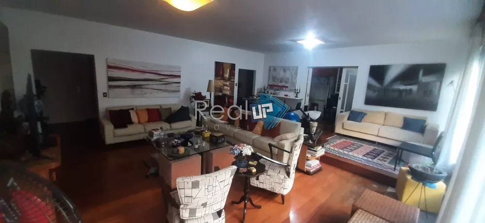 Apartamento à venda com 4 quartos, 220m² - Foto 5