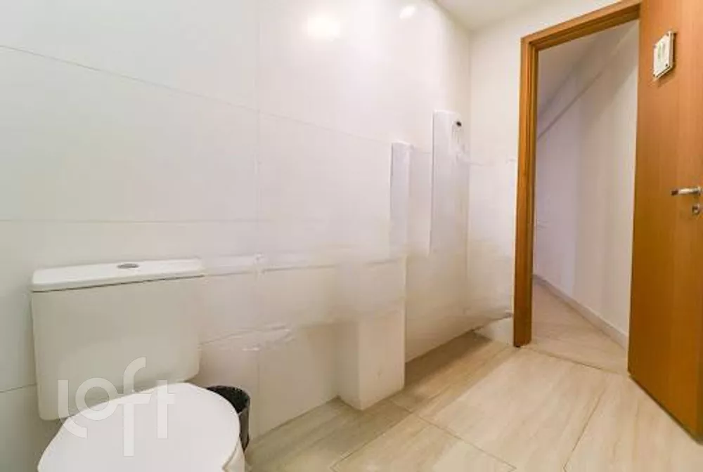 Apartamento à venda com 3 quartos, 109m² - Foto 3