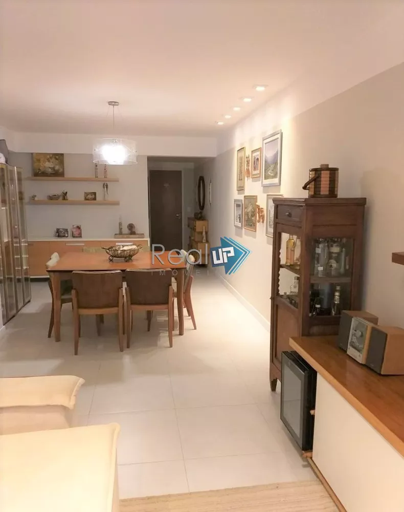 Apartamento à venda com 3 quartos, 133m² - Foto 4