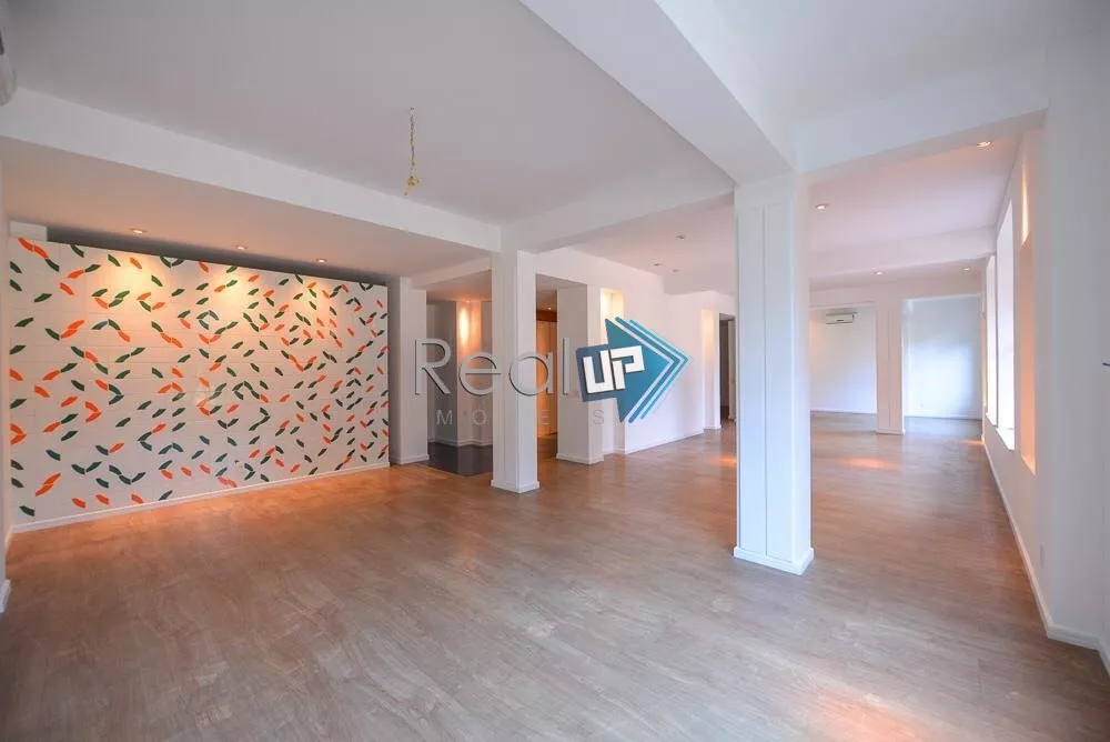 Apartamento, 3 quartos, 331 m² - Foto 1