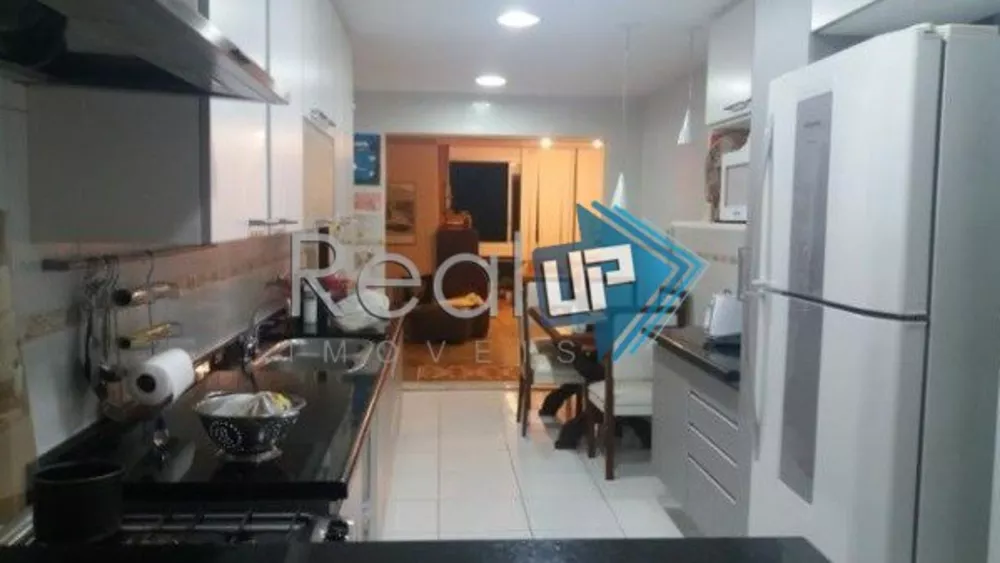 Apartamento à venda com 4 quartos, 150m² - Foto 1