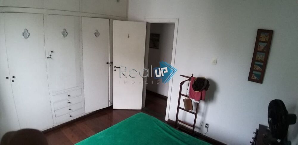 Apartamento à venda com 3 quartos, 131m² - Foto 6