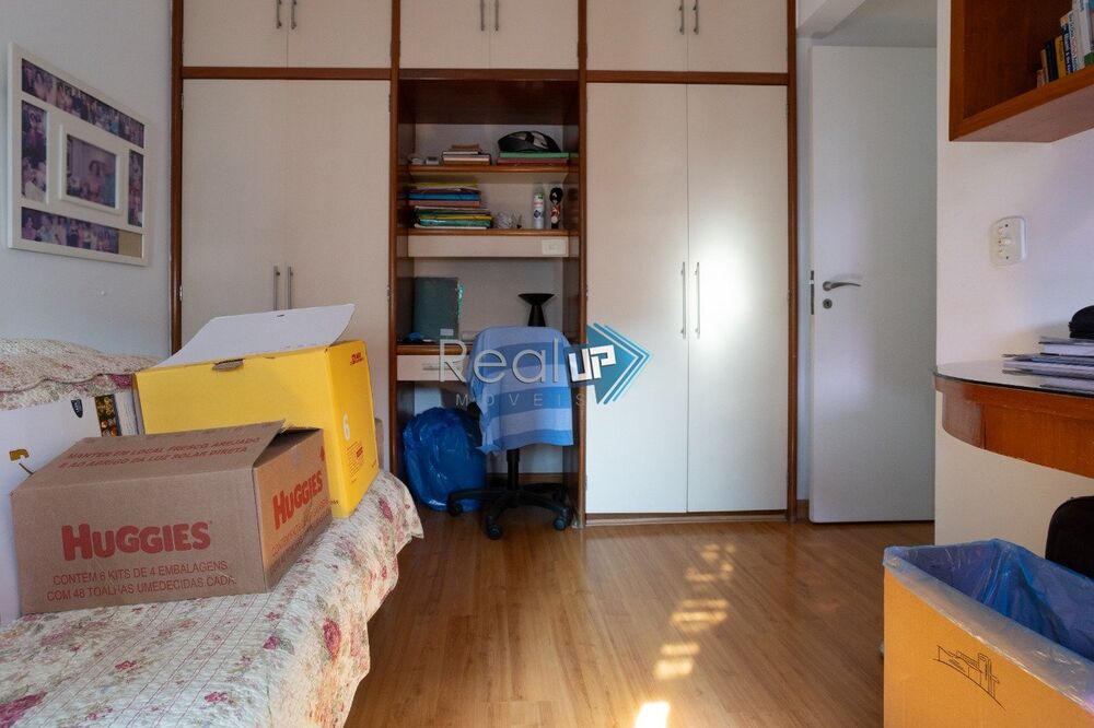 Apartamento à venda com 3 quartos, 164m² - Foto 7