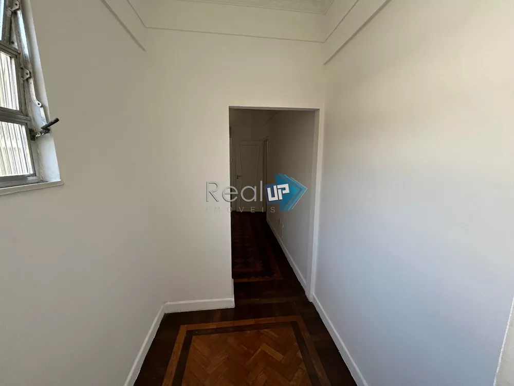 Apartamento à venda com 3 quartos, 109m² - Foto 4