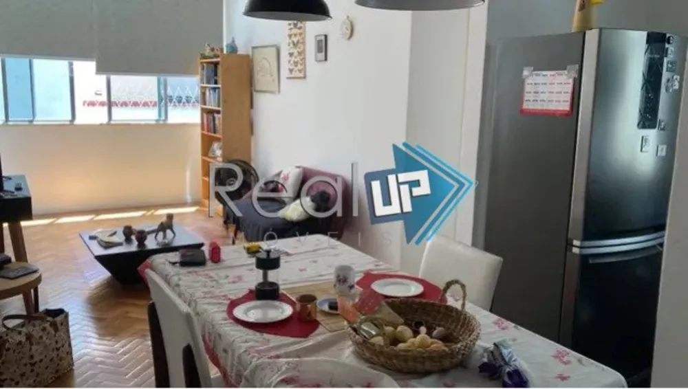 Apartamento à venda com 2 quartos, 66m² - Foto 1