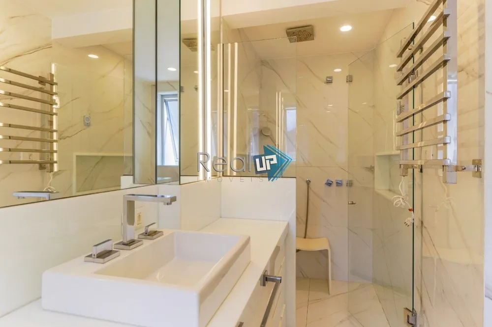 Apartamento, 3 quartos, 220 m² - Foto 21