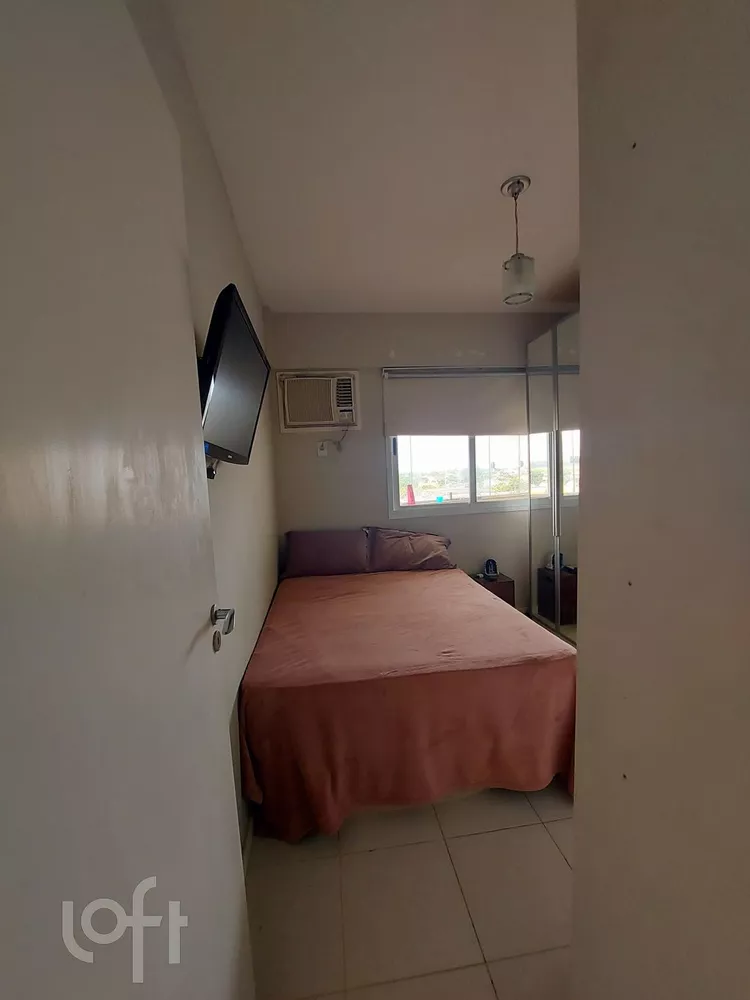 Apartamento à venda com 2 quartos, 68m² - Foto 5