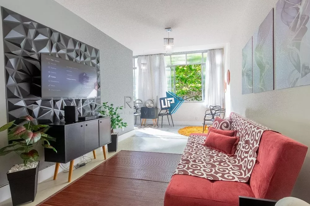 Apartamento à venda com 3 quartos, 105m² - Foto 3