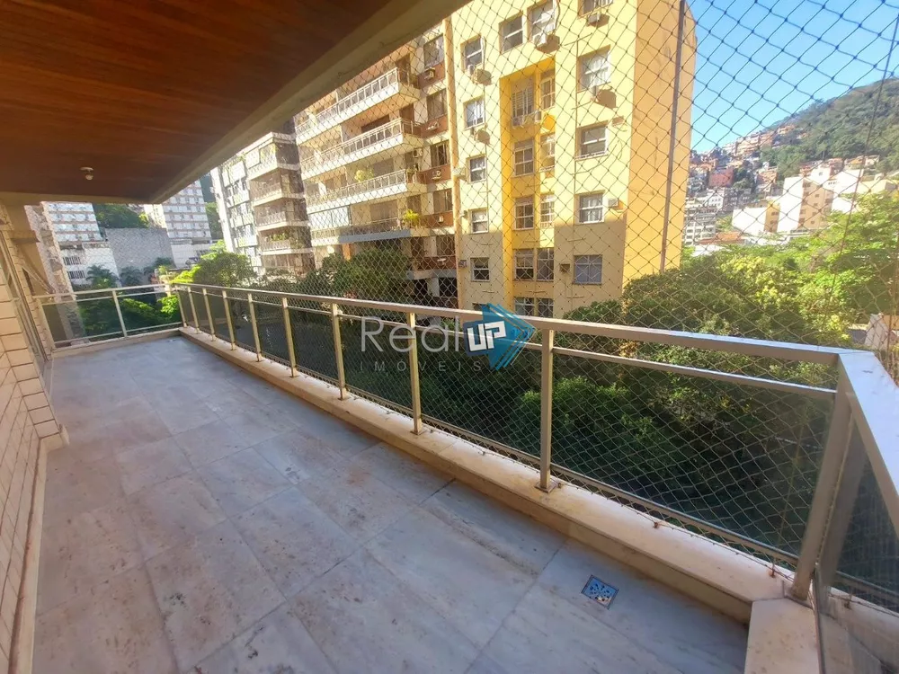 Apartamento à venda com 3 quartos, 156m² - Foto 1