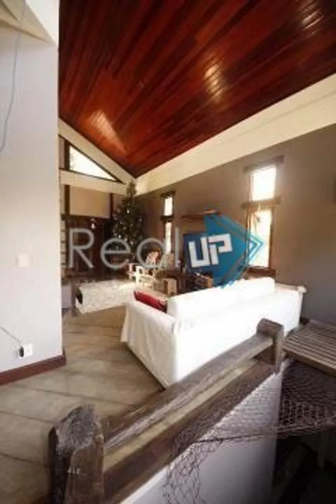 Casa, 4 quartos, 250 m² - Foto 8