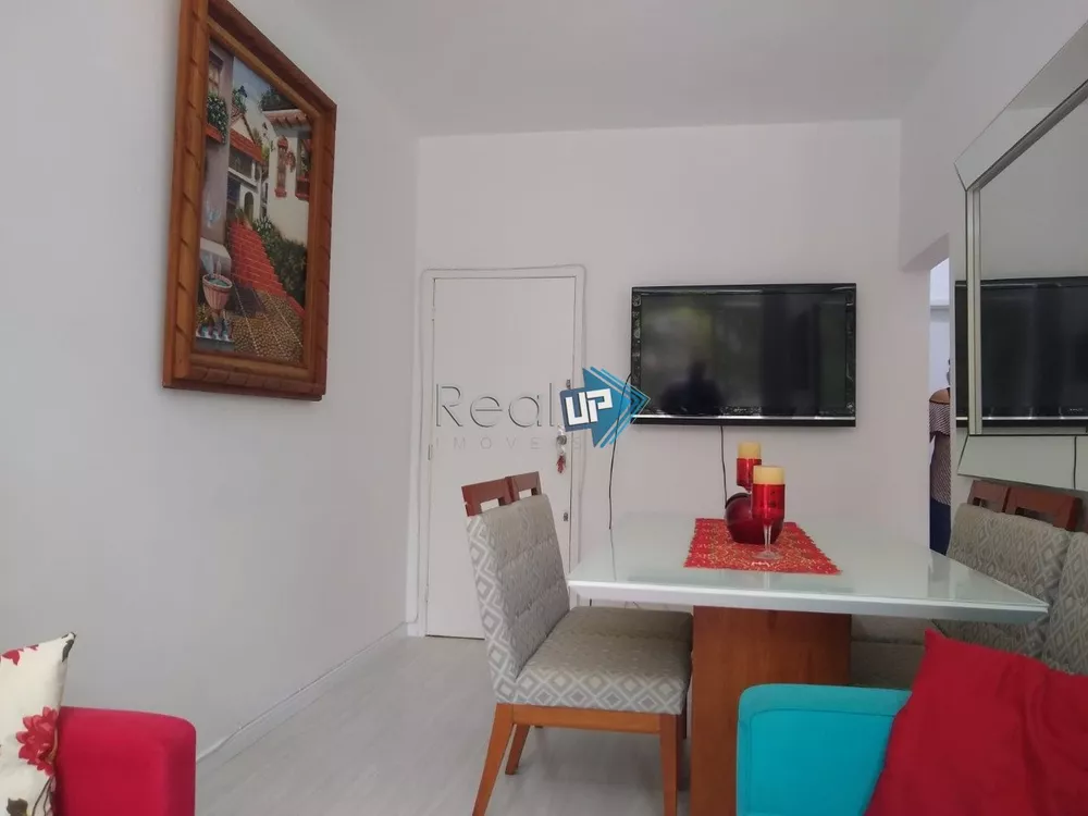 Apartamento à venda com 2 quartos, 61m² - Foto 6