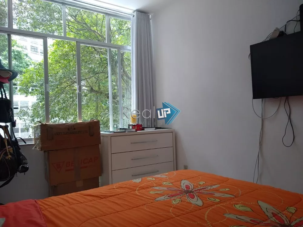 Apartamento à venda com 2 quartos, 61m² - Foto 11