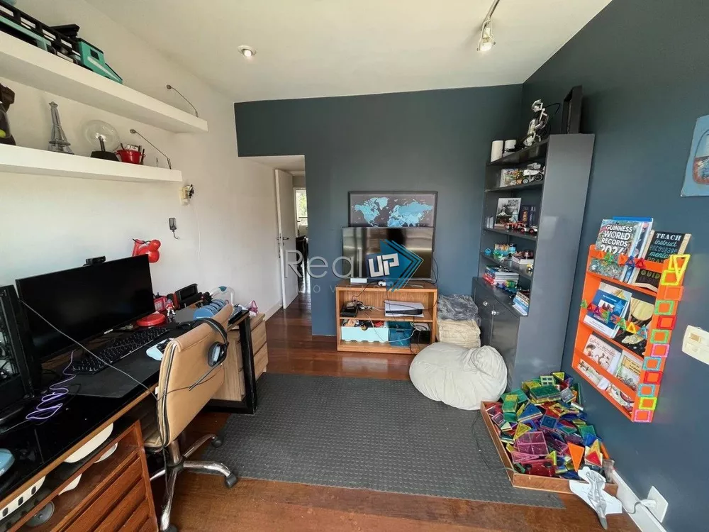 Apartamento, 4 quartos, 209 m² - Foto 12