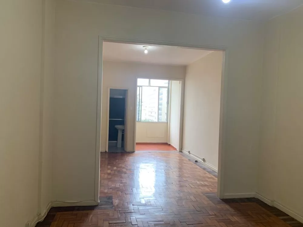 Apartamento à venda com 1 quarto, 37m² - Foto 5