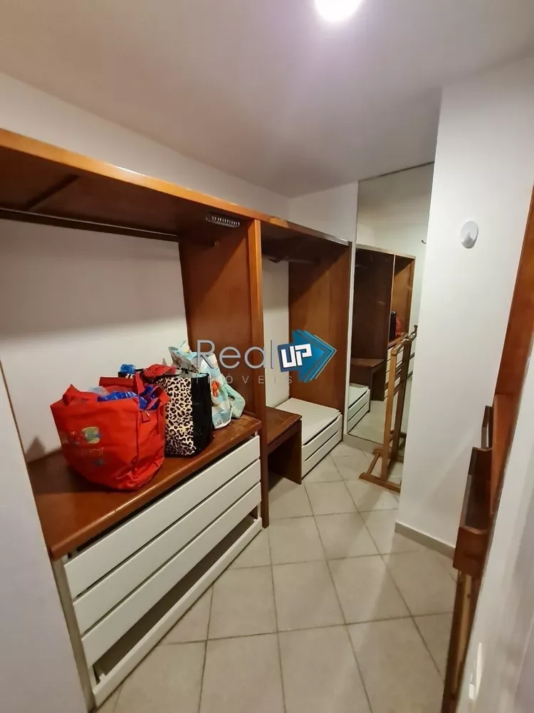 Apartamento, 3 quartos, 242 m² - Foto 13
