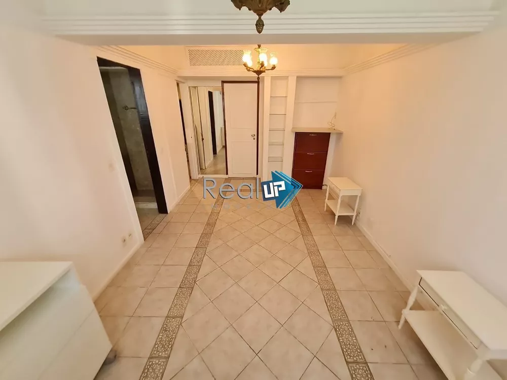 Apartamento, 3 quartos, 242 m² - Foto 10