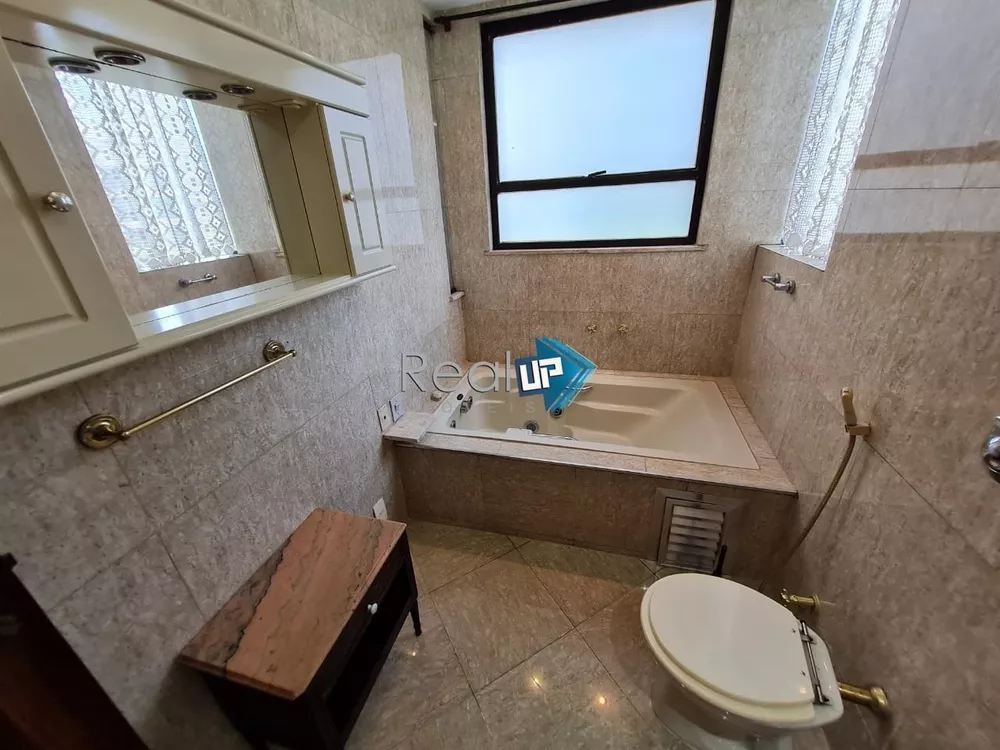 Apartamento, 3 quartos, 242 m² - Foto 44