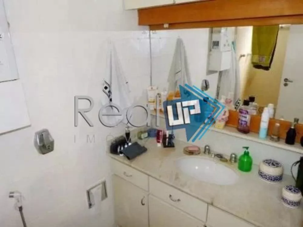 Apartamento à venda com 3 quartos, 128m² - Foto 8