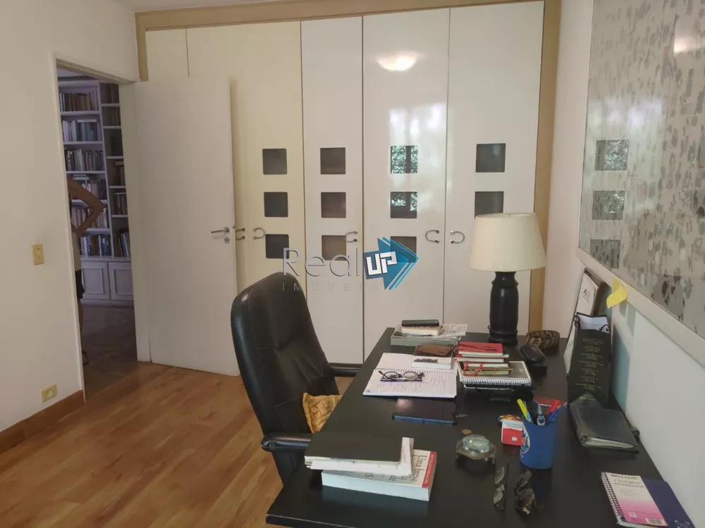 Apartamento, 3 quartos, 240 m² - Foto 12