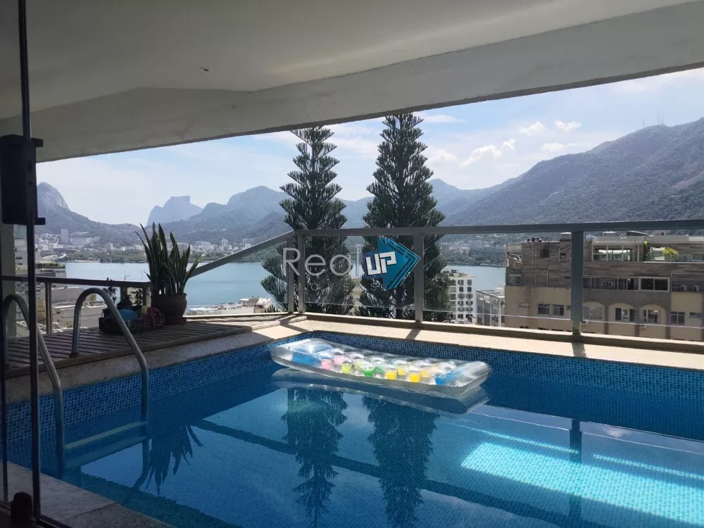 Apartamento, 3 quartos, 240 m² - Foto 1