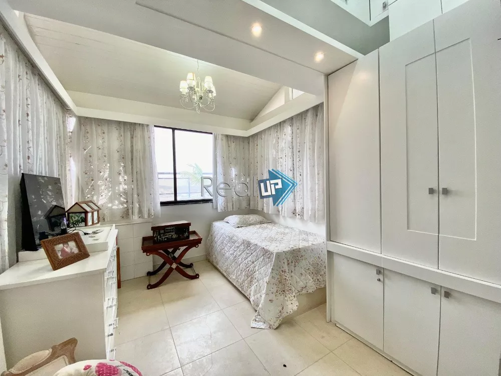 Apartamento, 4 quartos, 238 m² - Foto 1