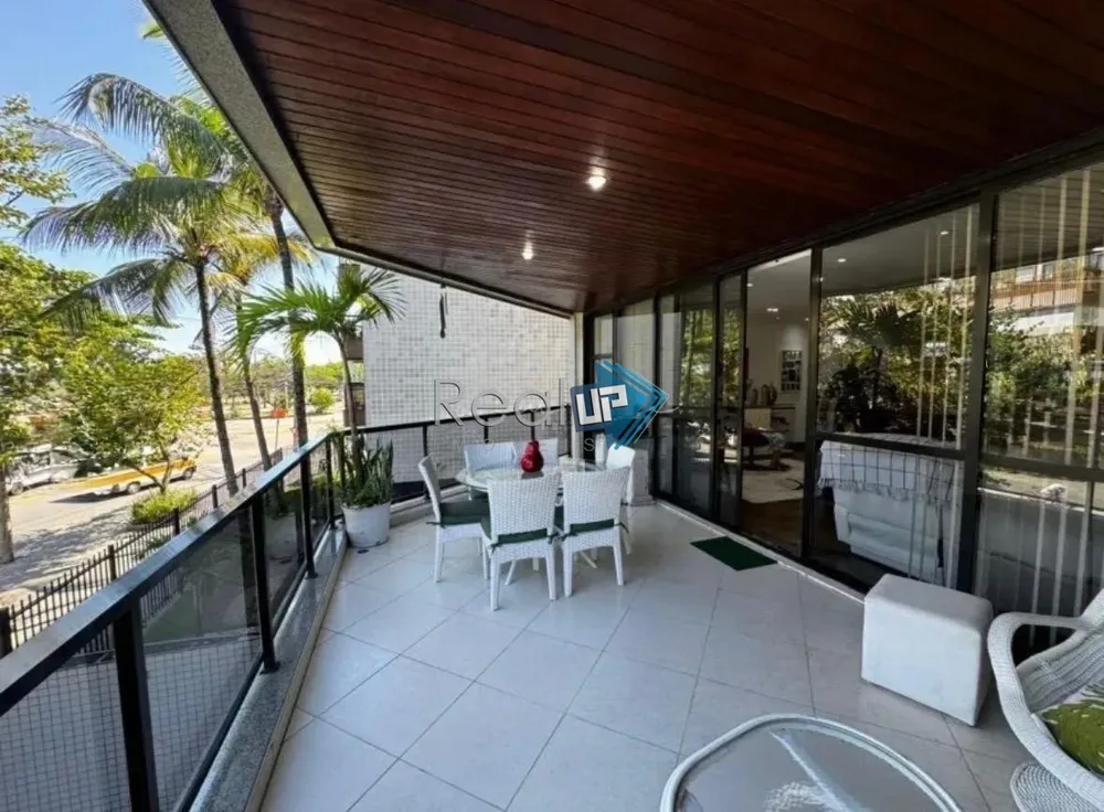 Apartamento, 3 quartos, 158 m² - Foto 3