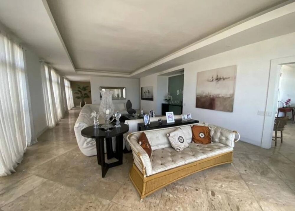 Cobertura à venda com 4 quartos, 858m² - Foto 1