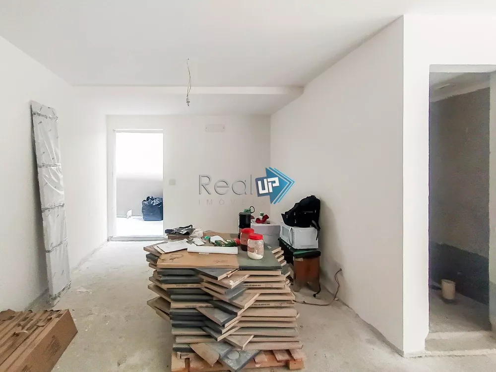 Apartamento à venda com 3 quartos, 207m² - Foto 9