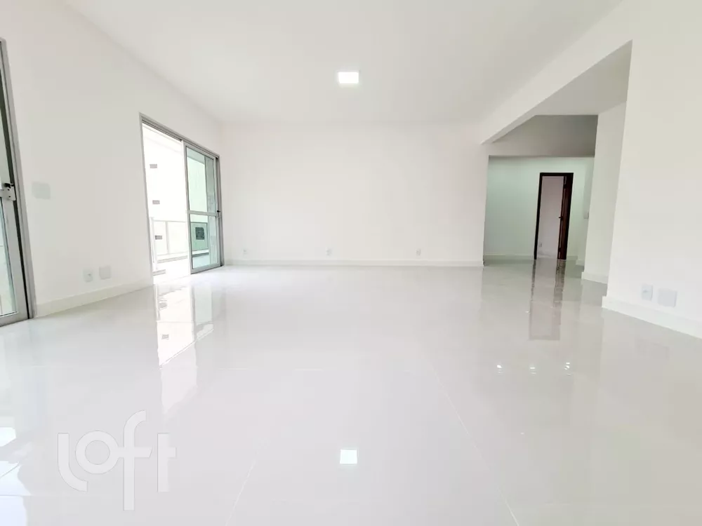 Apartamento à venda com 4 quartos, 185m² - Foto 4