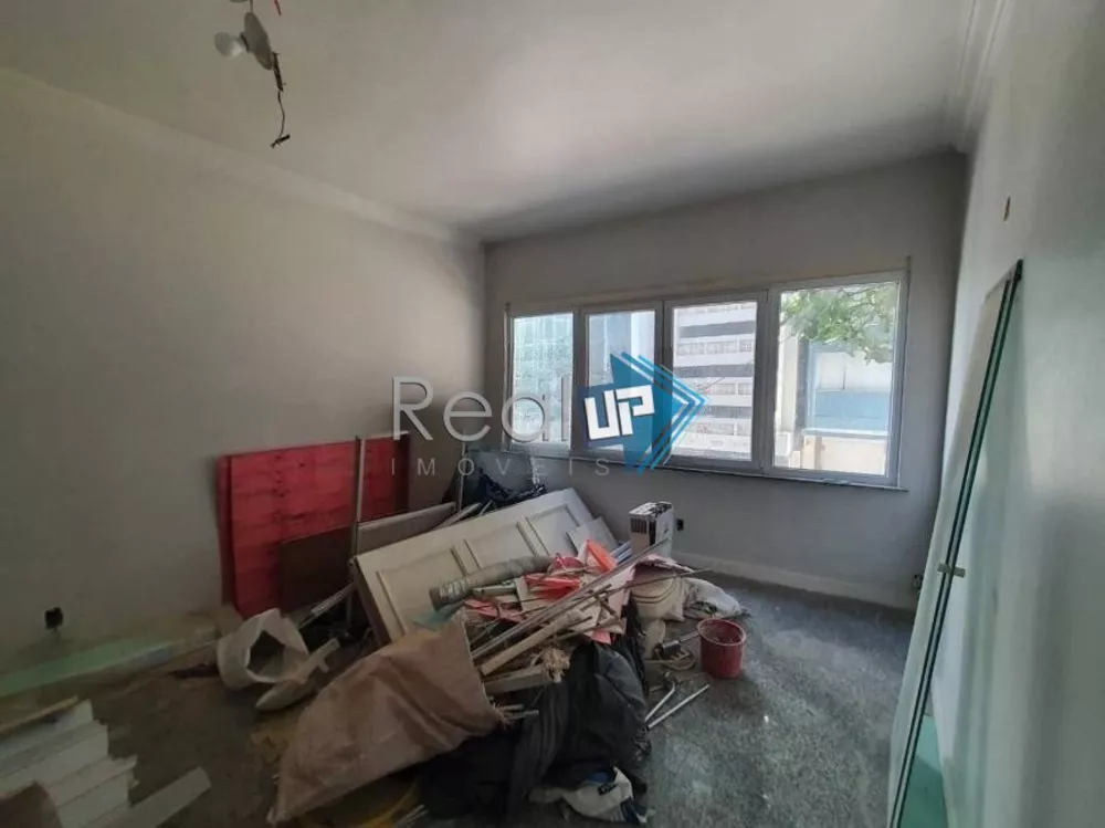 Apartamento à venda com 3 quartos, 110m² - Foto 4