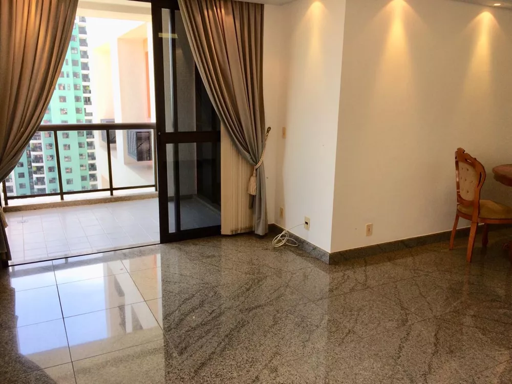 Apartamento à venda com 3 quartos, 120m² - Foto 4