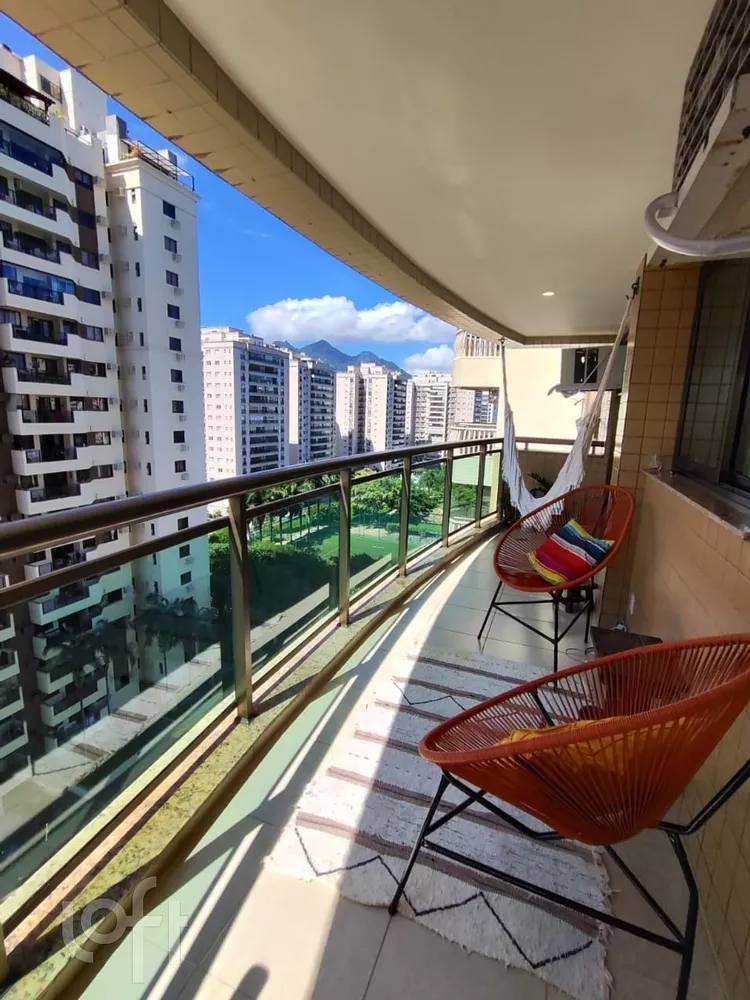 Apartamento à venda com 3 quartos, 95m² - Foto 9