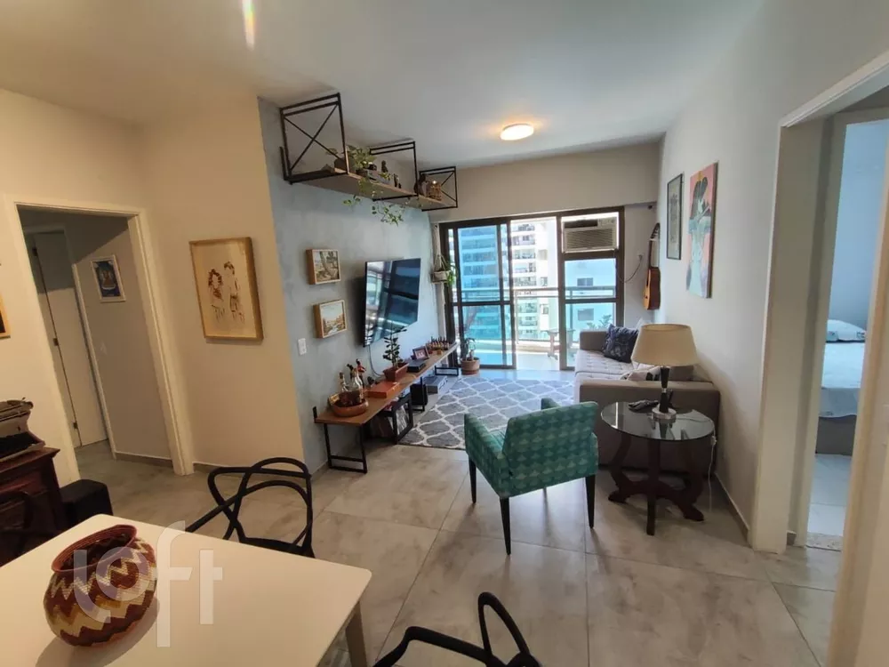 Apartamento à venda com 3 quartos, 95m² - Foto 6