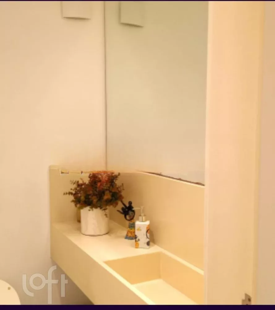 Apartamento à venda com 4 quartos, 180m² - Foto 2