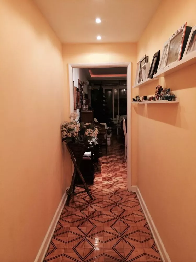 Apartamento à venda com 3 quartos, 160m² - Foto 3