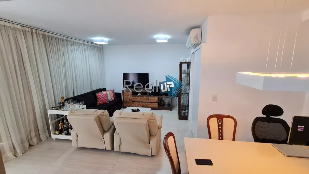 Apartamento à venda com 1 quarto, 80m² - Foto 2