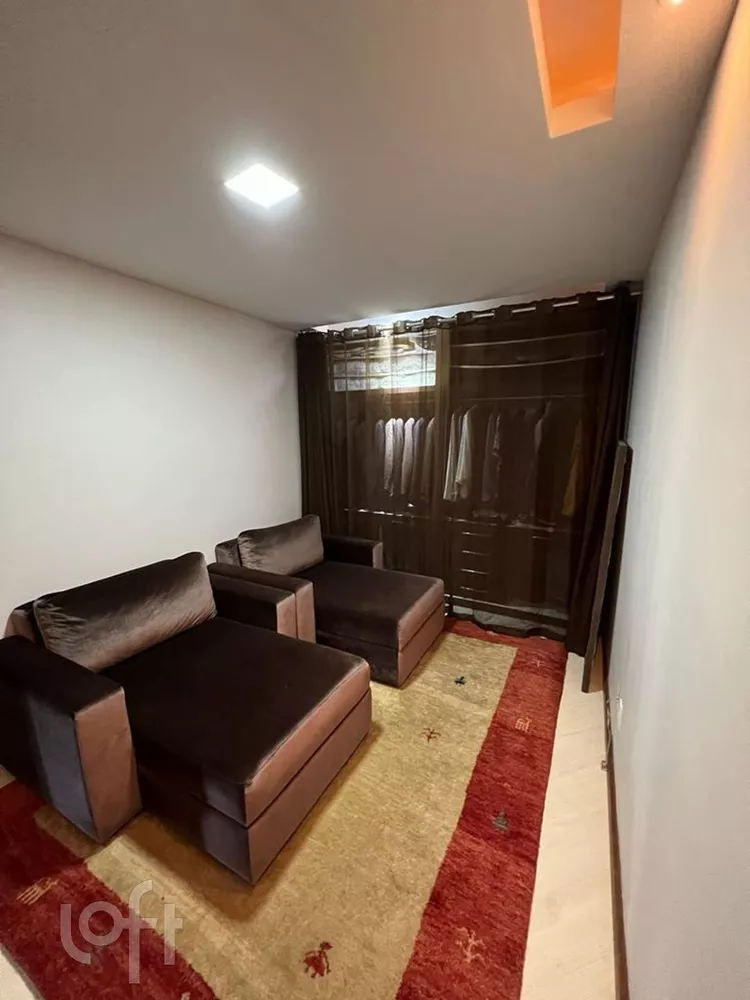 Apartamento à venda com 3 quartos, 168m² - Foto 4