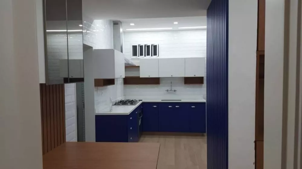 Apartamento à venda com 3 quartos, 100m² - Foto 2