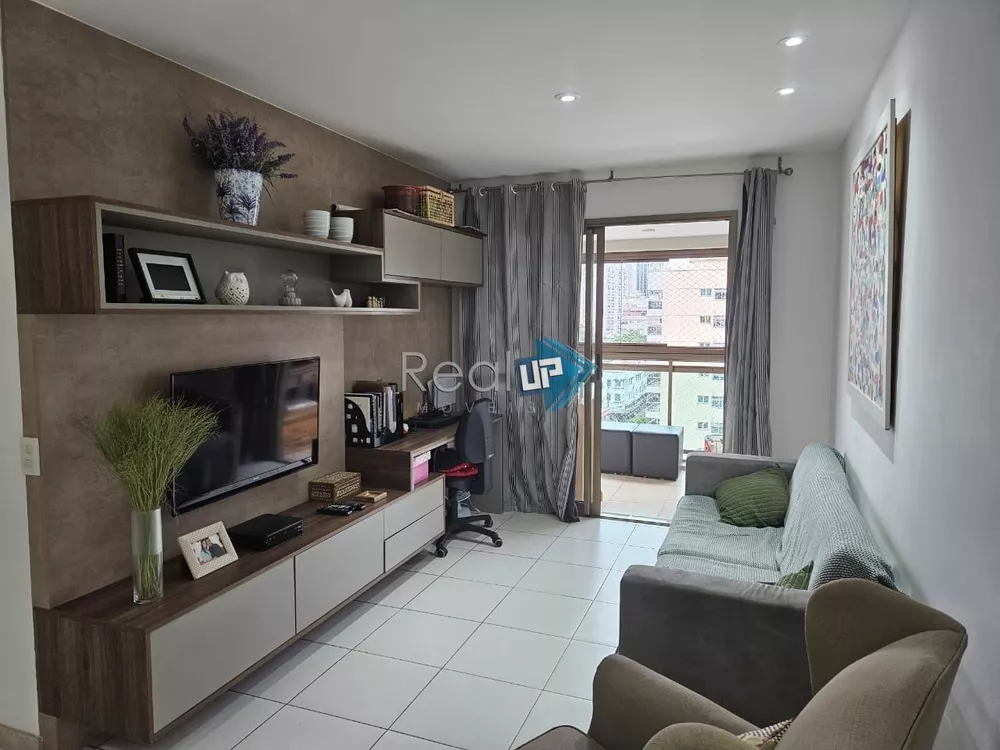 Apartamento à venda com 3 quartos, 89m² - Foto 1