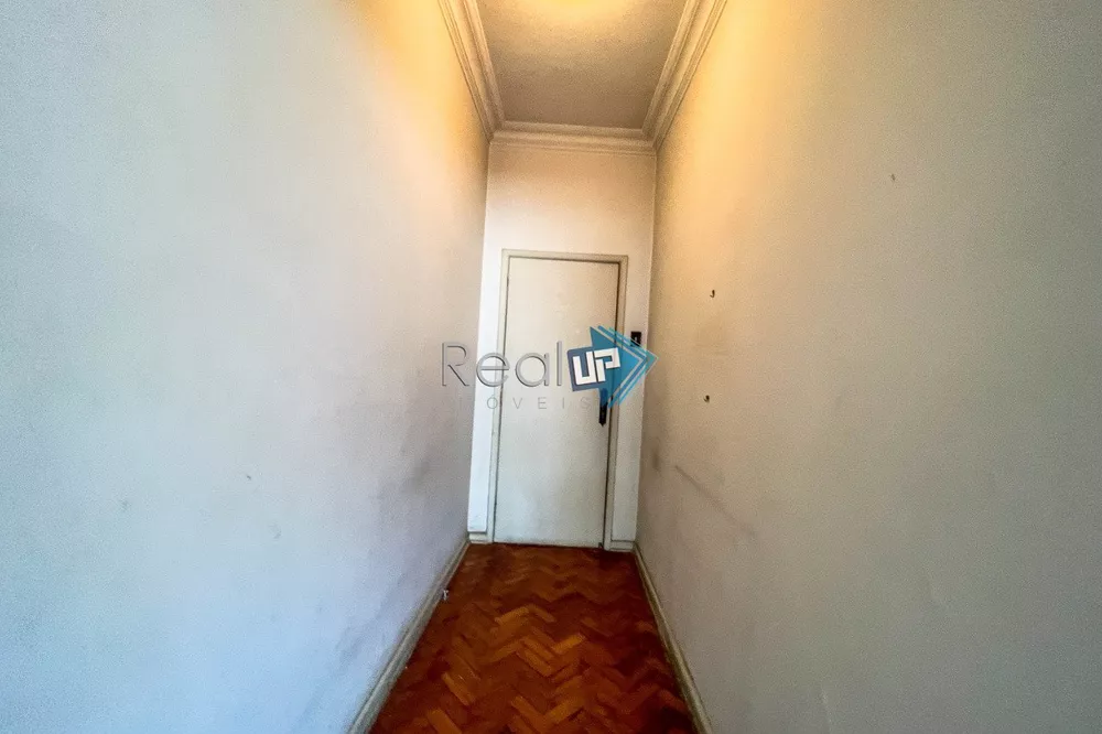 Apartamento à venda com 3 quartos, 115m² - Foto 2