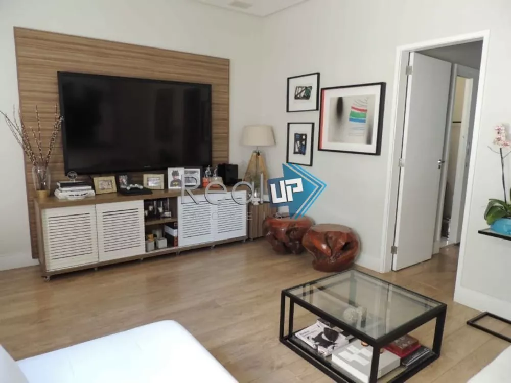 Apartamento à venda com 3 quartos, 96m² - Foto 1