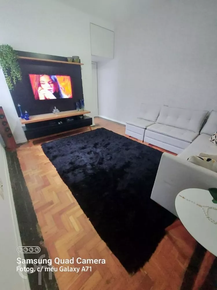 Apartamento à venda com 2 quartos, 62m² - Foto 1