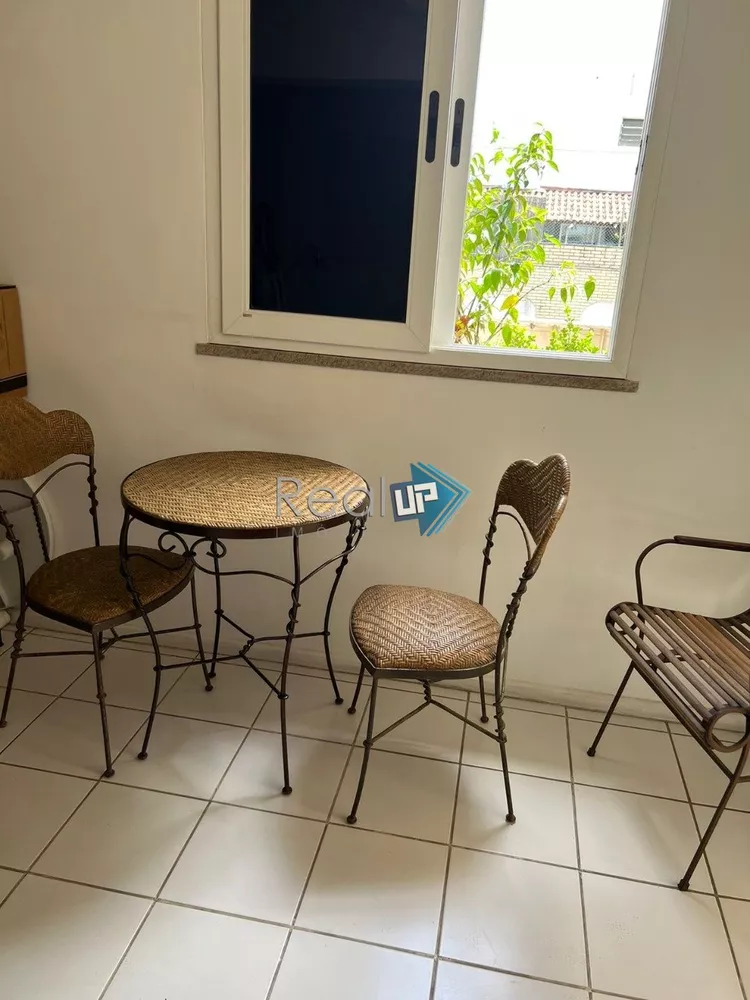 Cobertura à venda com 3 quartos, 150m² - Foto 8